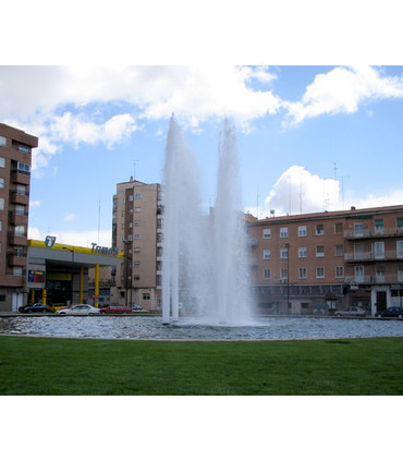 fontaine colonne d'eau