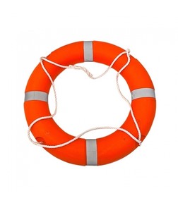 bouée de sauvetage piscines publiques
